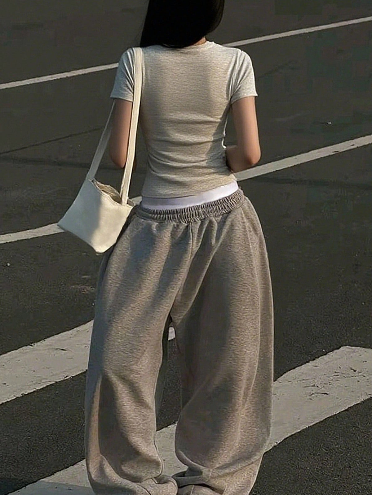 IslaSuriya Women's Loose Elastic Waist Casual Street Sweatpants