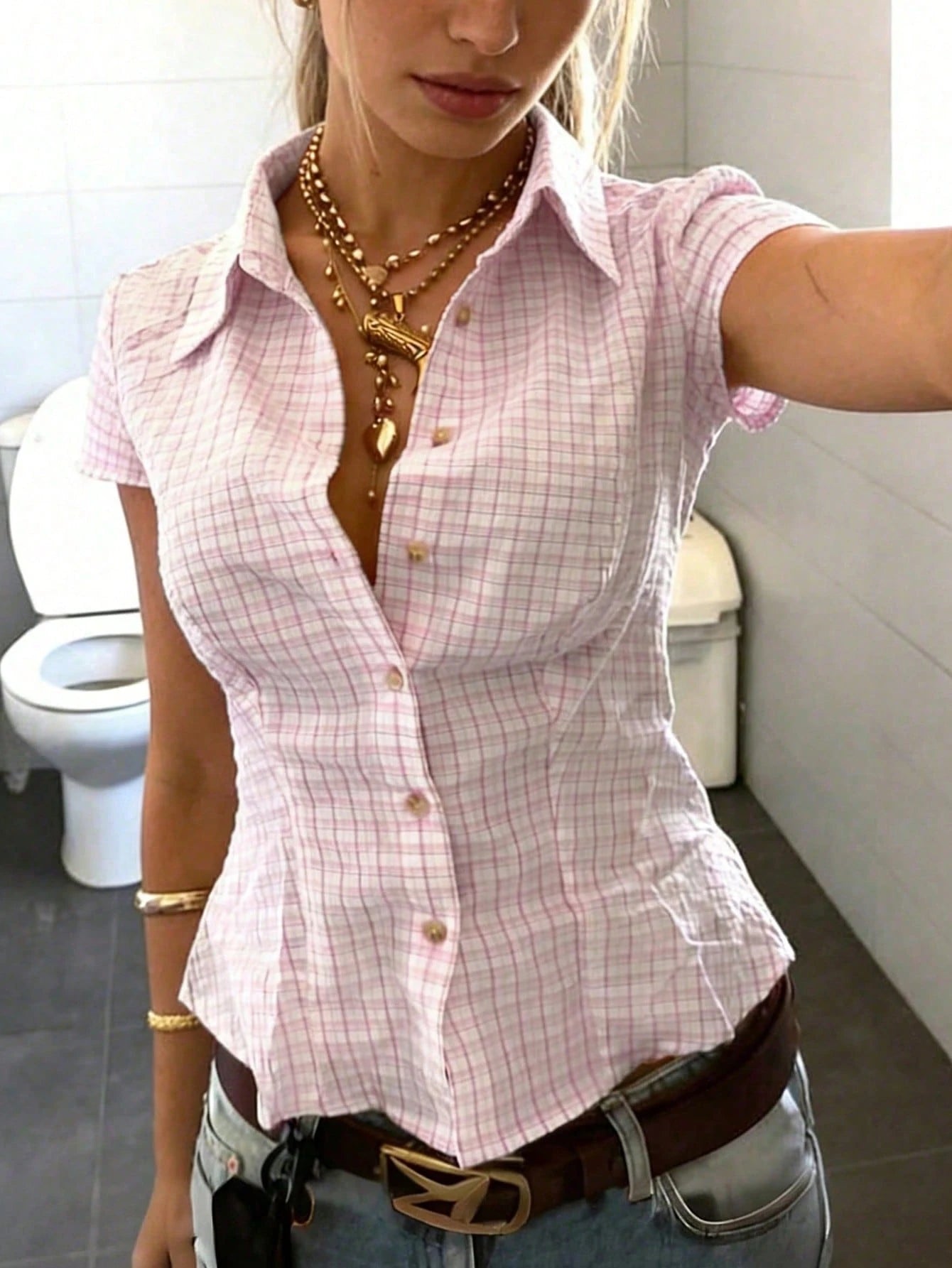 IslaSuriya Women's Polo Collar Short Sleeve Fitted Shirt