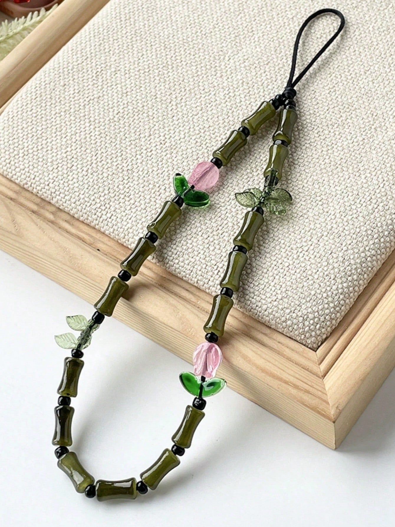 Jade Element 1pc Fashionable Creative Green Bamboo-Shaped Glass Beads And Tulip Flower Charms Phone Lanyard Traditional Auspicious Good Luck Phone Charm Suitable As Gift For Friends And Family Daily W