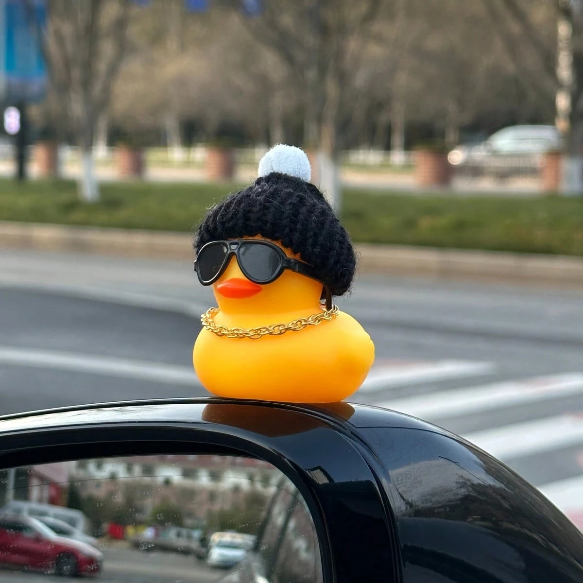 Knit Cap Yellow Duck Car Dashboard Decor With Fashion Glasses & Chain, PVC Auto Interior Accessories As Fun Holiday Gift For Men & Women, Car, Car Accessories, Auto, Car Essential, Car Interior Access