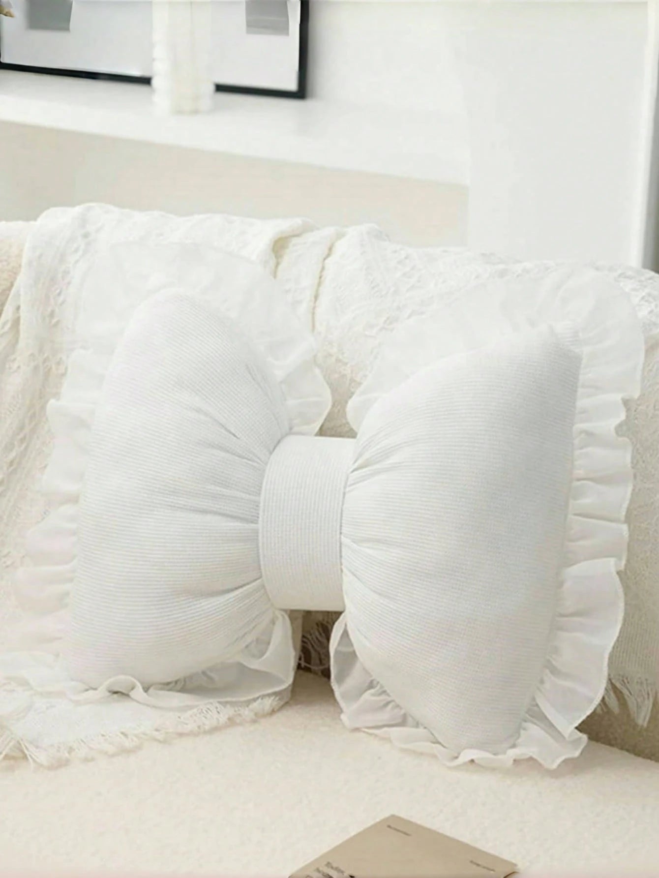 Lace Bow Throw Pillow, Soft & Cute Spring Bowknot Decorative Cushion, Suitable For Bedroom, Sofa, Bed And Other Home Decor In Spring & Summer, Great Spring Gift For Family And Friends