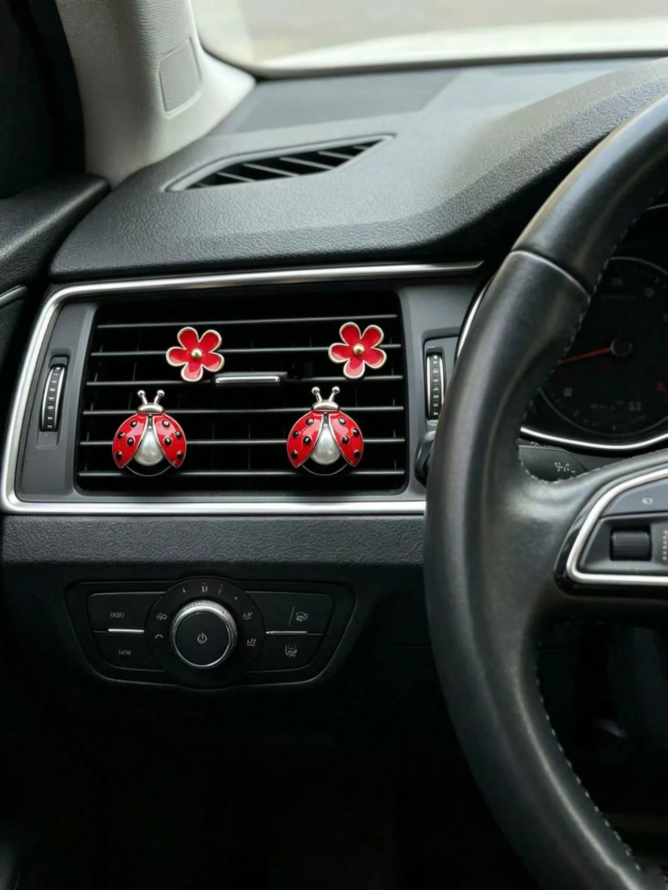 Ladybug Flower Car Air Vent Clip Aromatherapy, Cute Insect Car Interior Decoration, Red Ladybug Flower Car Air Vent Clip, Car Interior Decoration