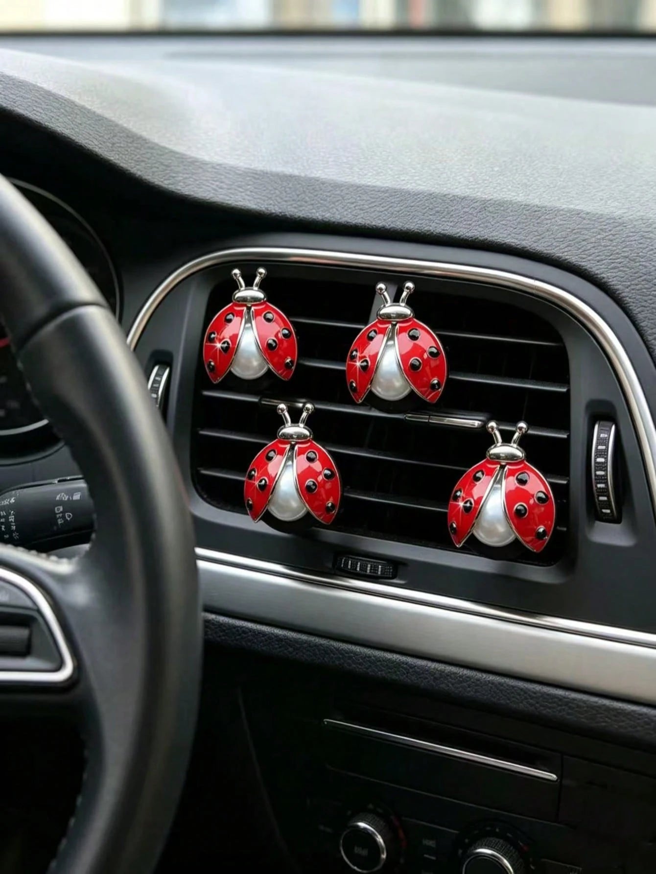 Ladybug Flower Car Air Vent Clip Aromatherapy, Cute Insect Car Interior Decoration, Red Ladybug Flower Car Air Vent Clip, Car Interior Decoration