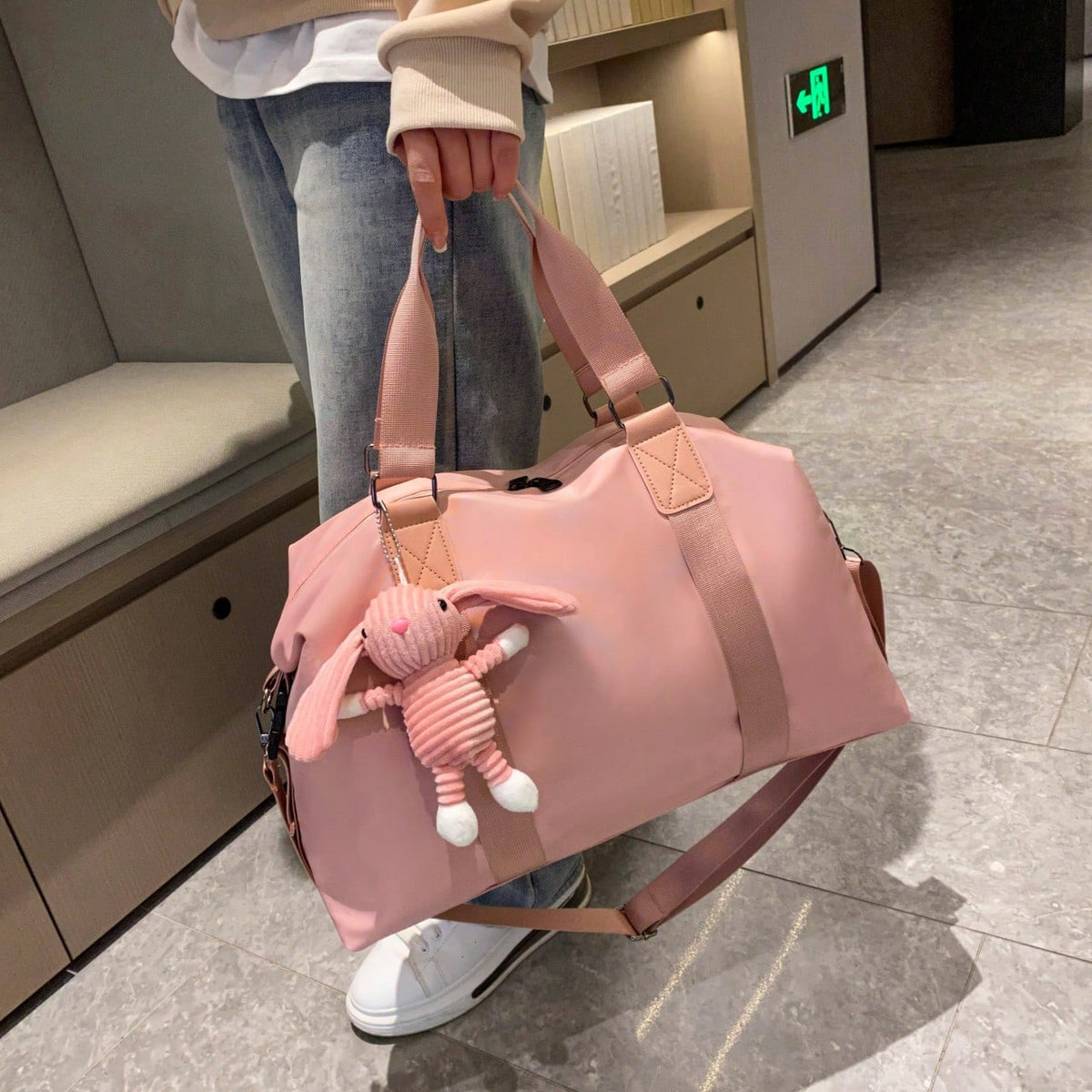 Large Capacity Overnight Travel Duffel Bag, Gym Yoga Tote Bag With Wet Dry Separation, Casual Multifunctional Portable Shoulder Bag, Can Be Used As Overnight Bag, Gym Bag, Travel Bag, Weekend Bag, Car