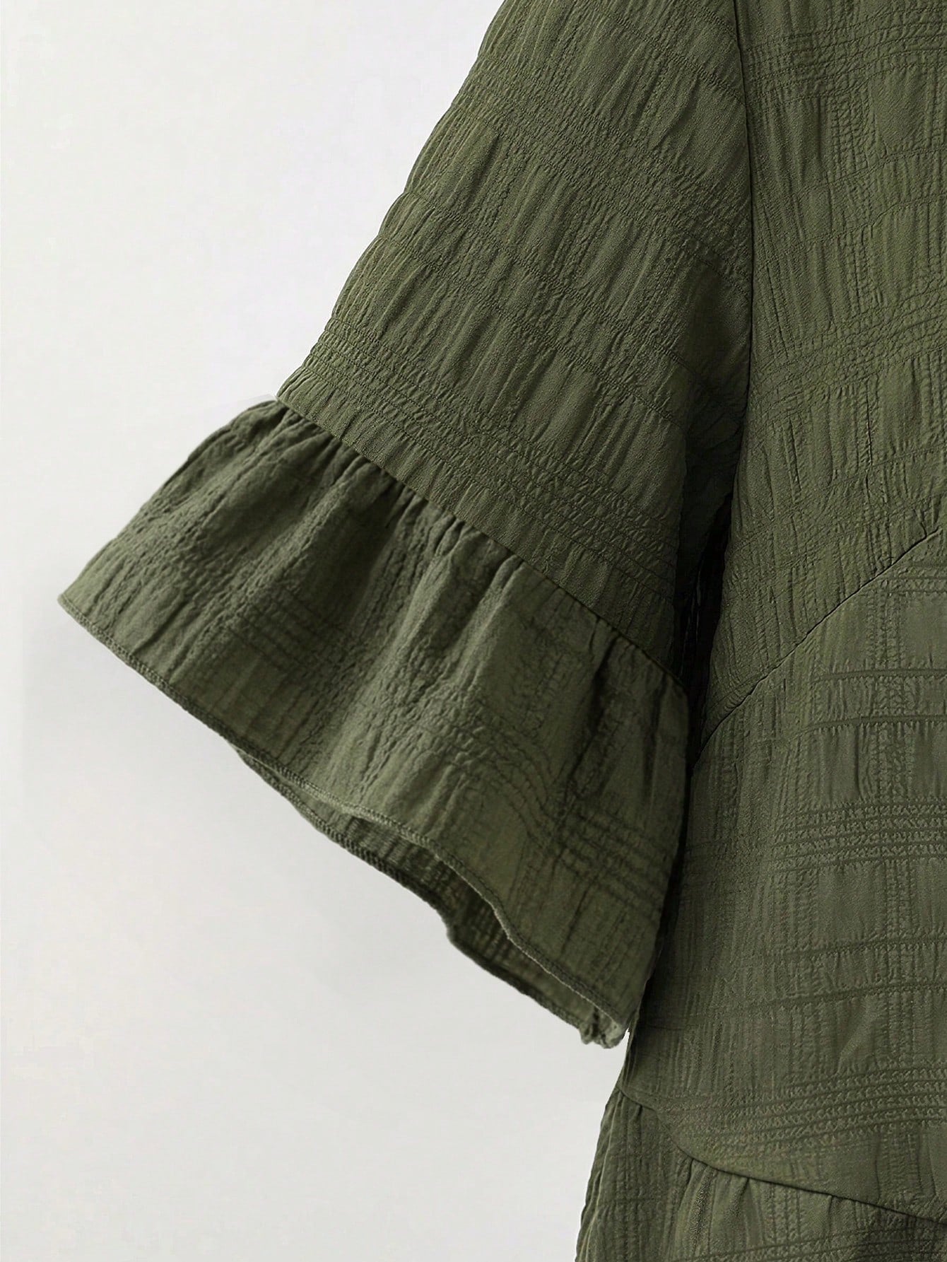 Linhara Plus Size Women's Summer Army Green Boho Vacation Top,Round Neck Ruffle Trim Short Sleeve Textured Plaid Bohemian Clothes
