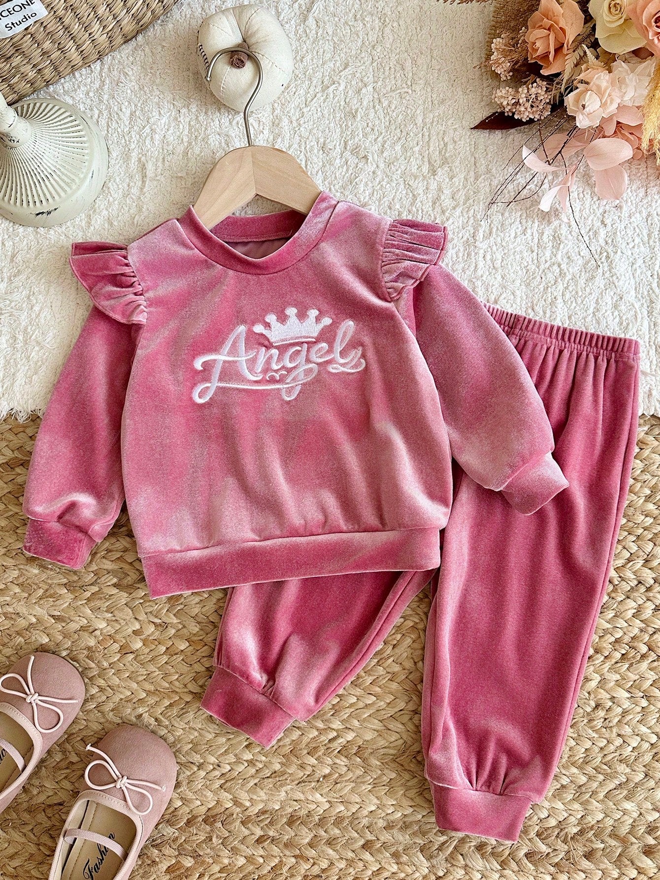 LMoss Kids Baby Girl Letter Print Flutter Sleeve Long Sleeve T-Shirt And Pants Casual Everyday Set