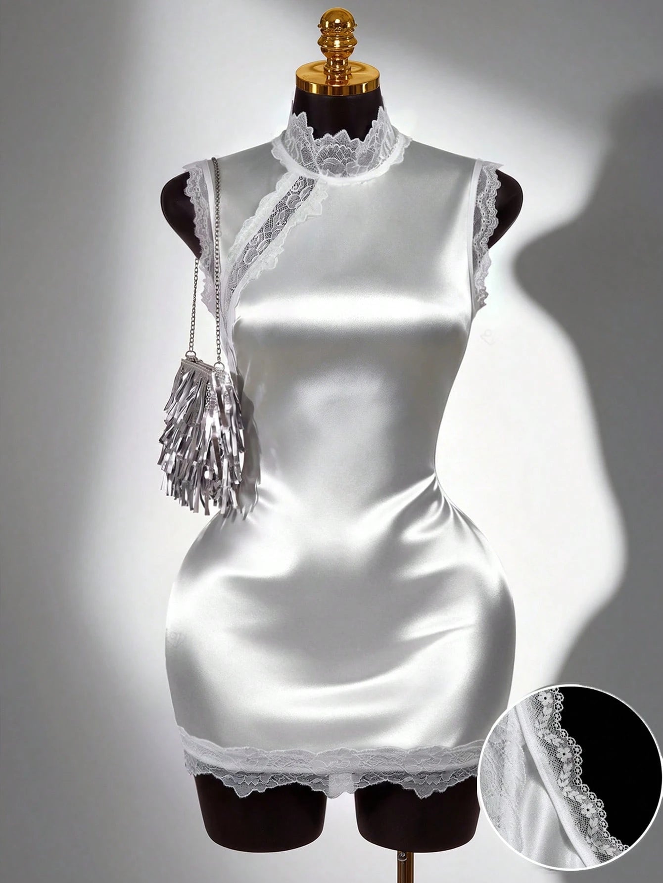 Lyxana 2026 New Summer White Lace Patchwork Dress, Stand Collar Sleeveless Asymmetric Neckline Lace Trim Fitted Bodycon Mini Dress, Minimalist Sexy Style, Suitable For Date, Party, Semi-Formal Occasio