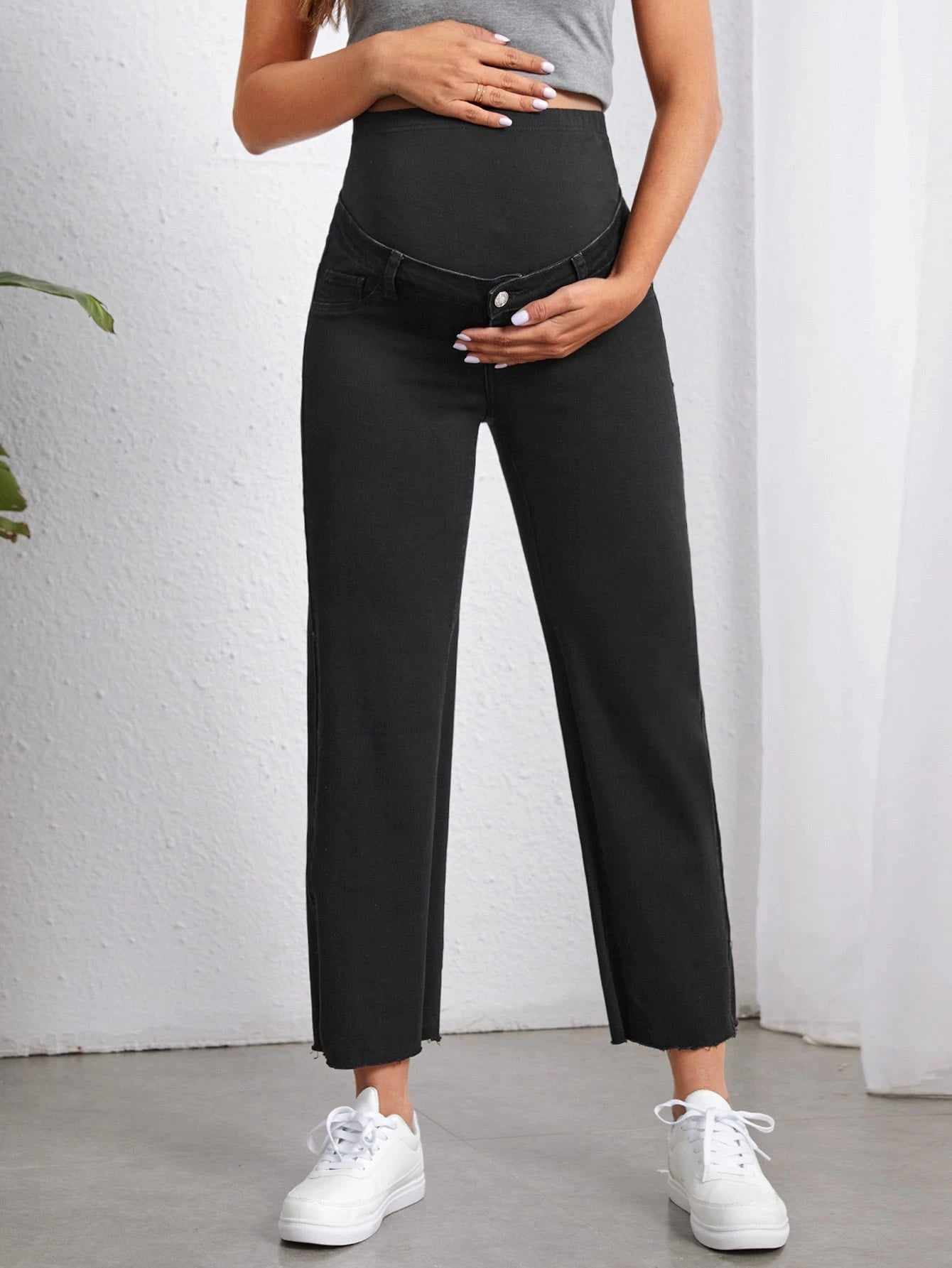Maternity Wideband Waist Raw Hem Jeans