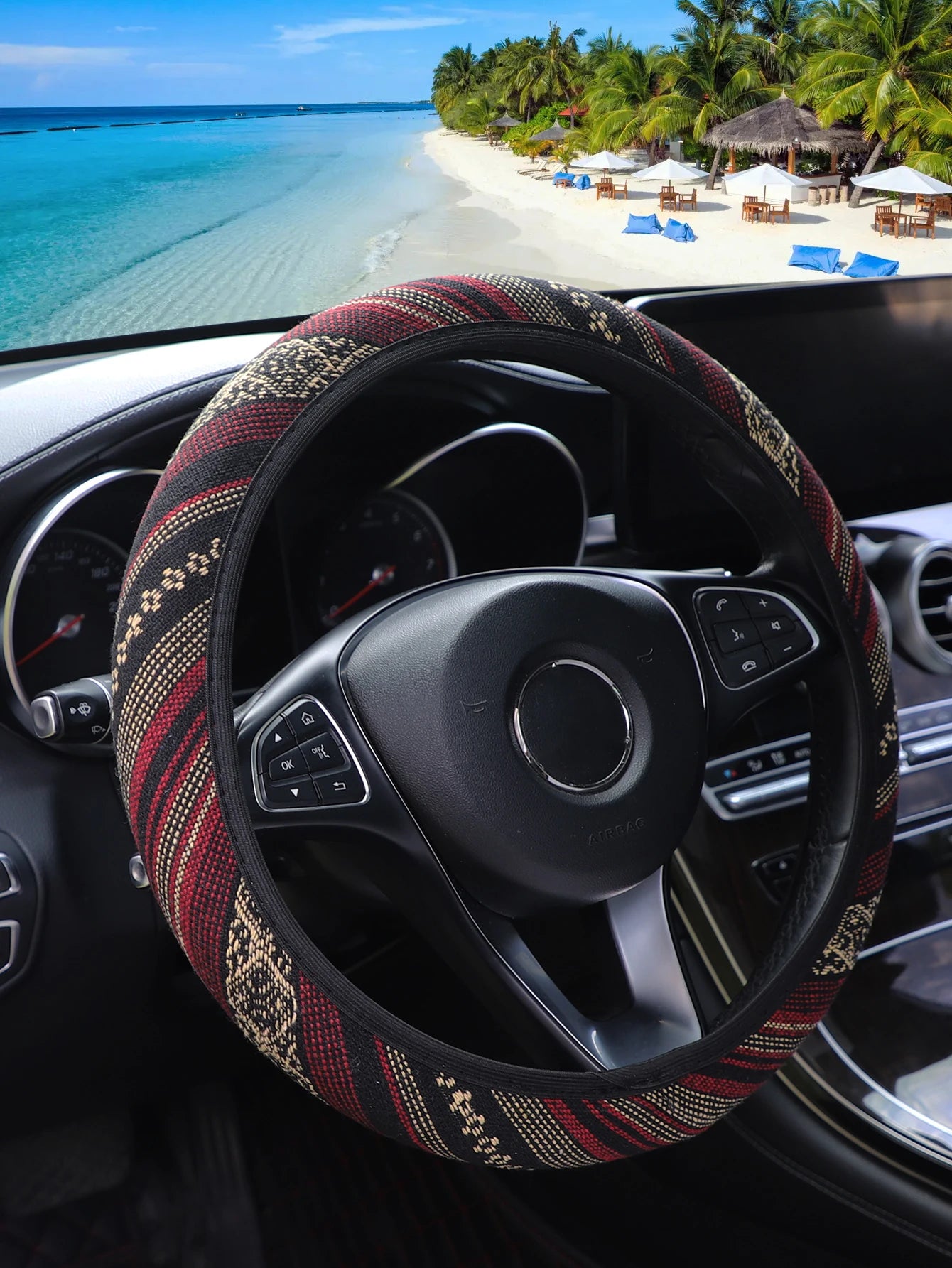 MEIKAXIU Geometric Pattern Breathable Car Steering Wheel Cover