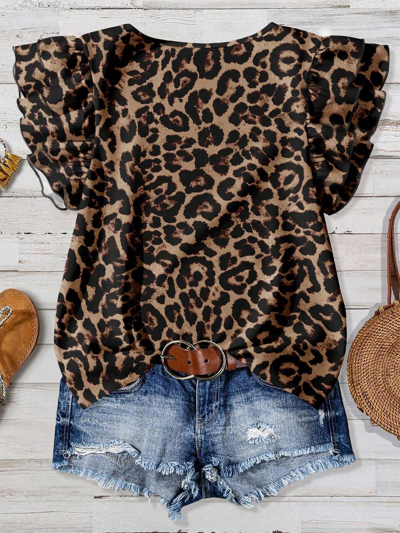 Mellowie Women's Vintage Leopard Print Round Neck Blouse,Khaki Summer Casual Vacation Holiday Wear,Minimalist Elegant Autumn Fall Top For Music Festival