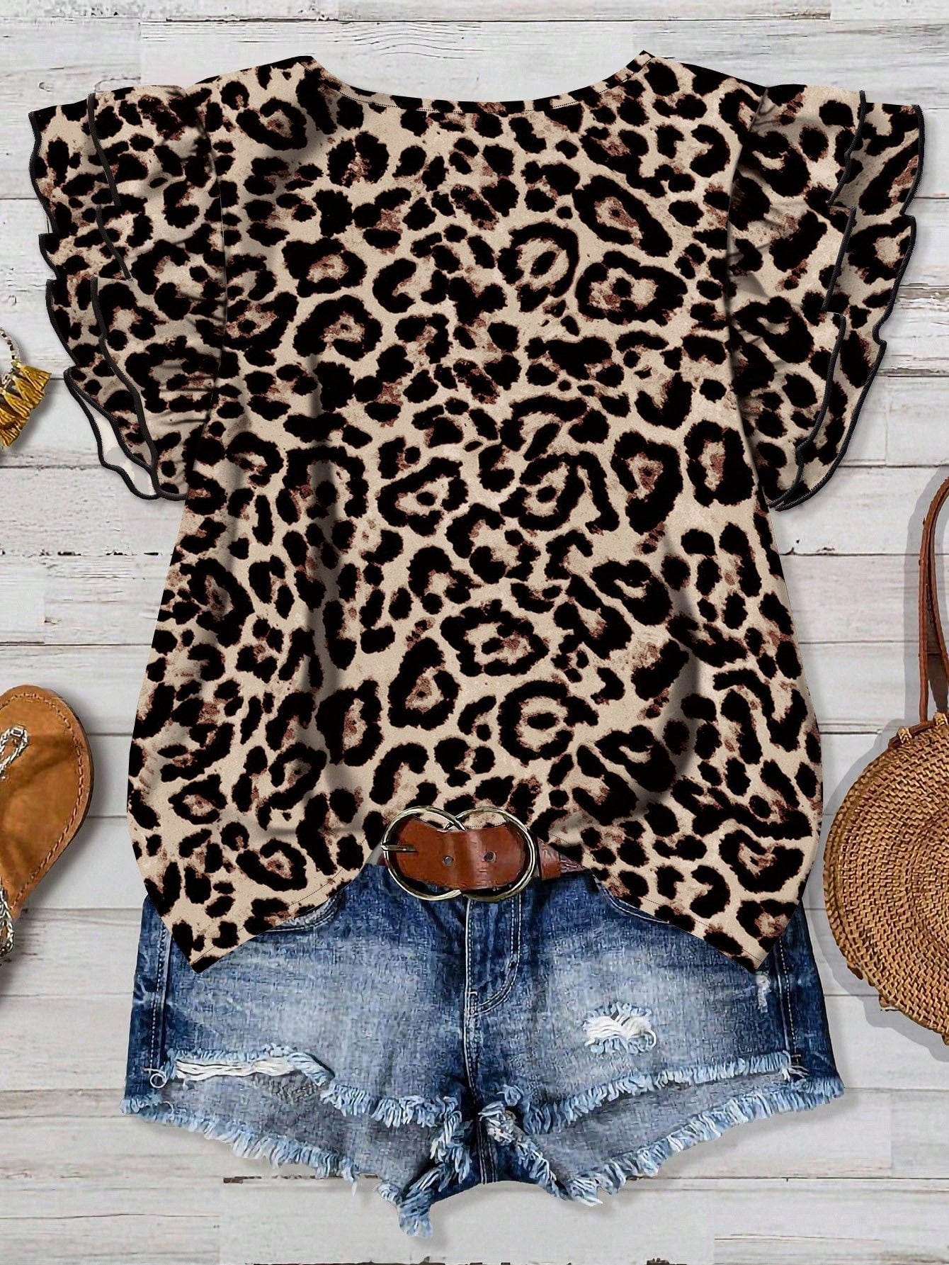 Mellowie Women's Vintage Leopard Print Round Neck Blouse,Khaki Summer Casual Vacation Holiday Wear,Minimalist Elegant Autumn Fall Top For Music Festival