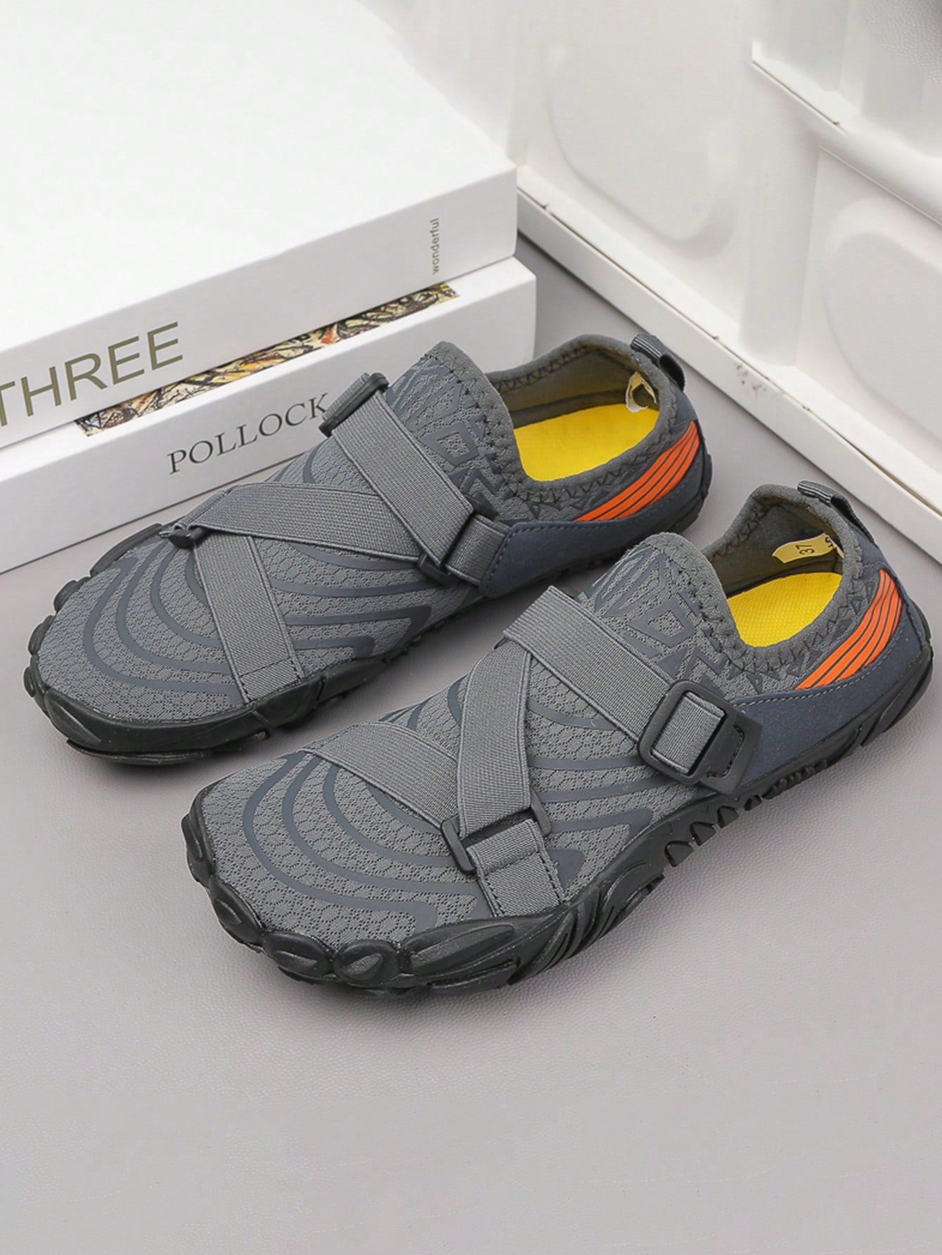 Men's Grey Water Shoes For Swimming, Beach, Pool, Surfing, Diving, And Walking, Quick-Dry And Barefoot Design