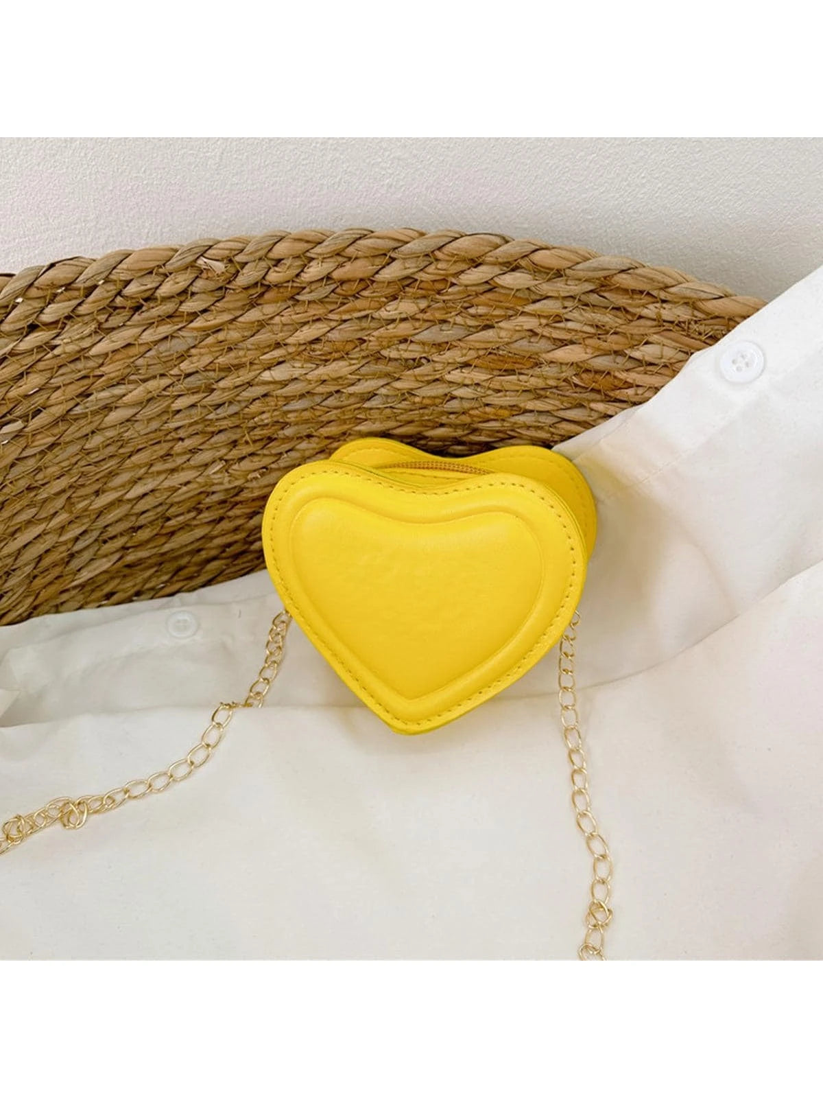 Mini Novelty Bag Heart Design PU Black Fashionable Valentines, Fashionable Heart Purse, Perfectly Match With Valentine Day Dress