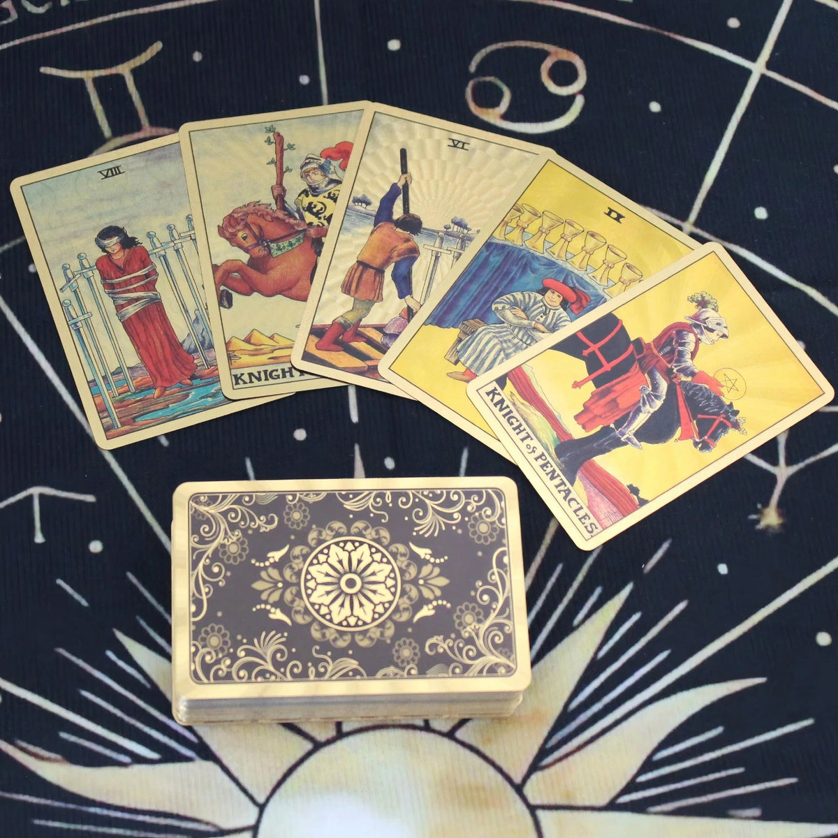 Mini Portable Waite Tarot Cards With Gold Foil Edges, PET Material, Vintage Black & Gold Floral Shield Classic Tarot Card Set, 2.24 X 3.43 Inches, 78-Card Pocket Size Traditional Tarot Deck (Suitable