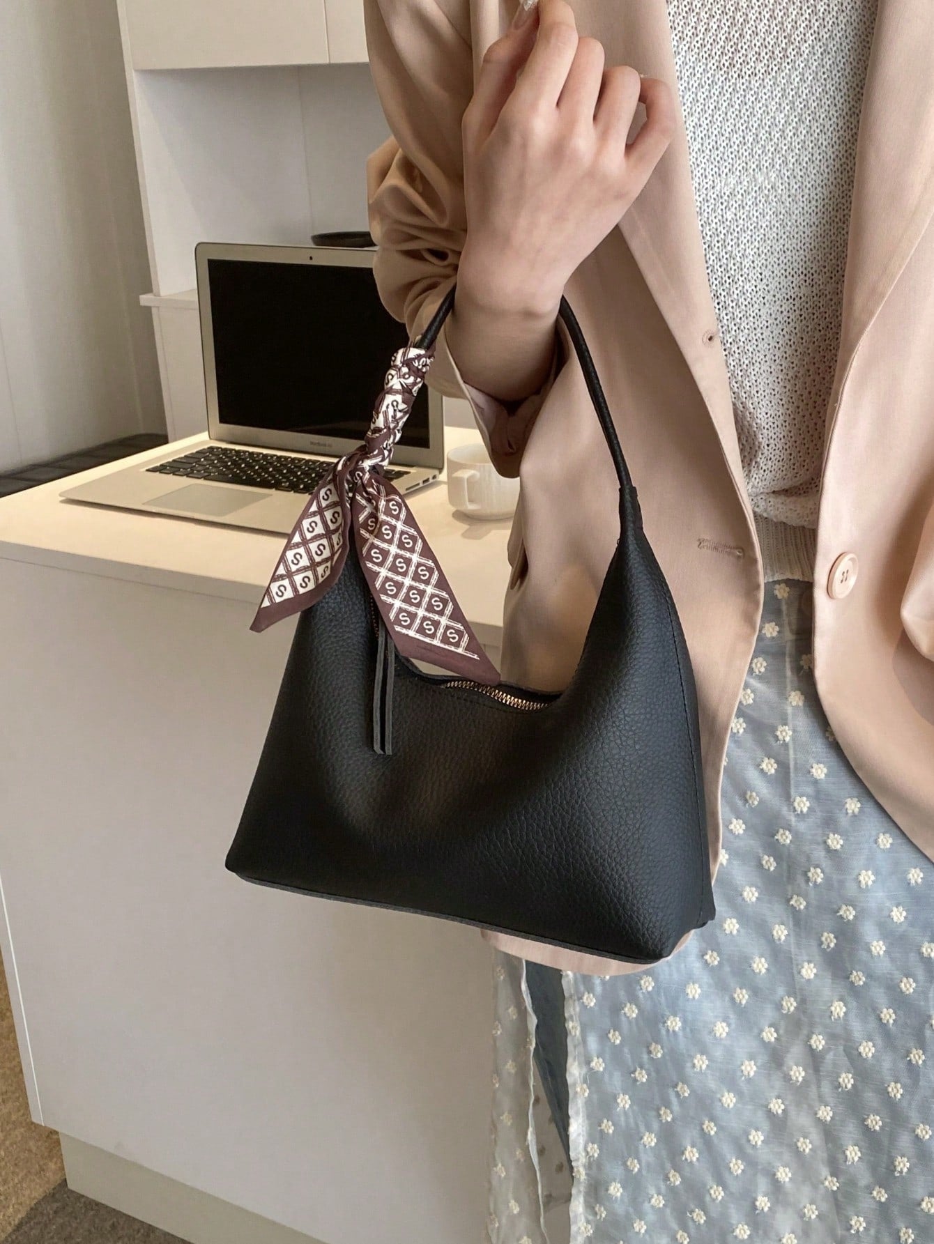 Minimalist Shoulder Underarm Bag For Women With Silk Scarf Gift