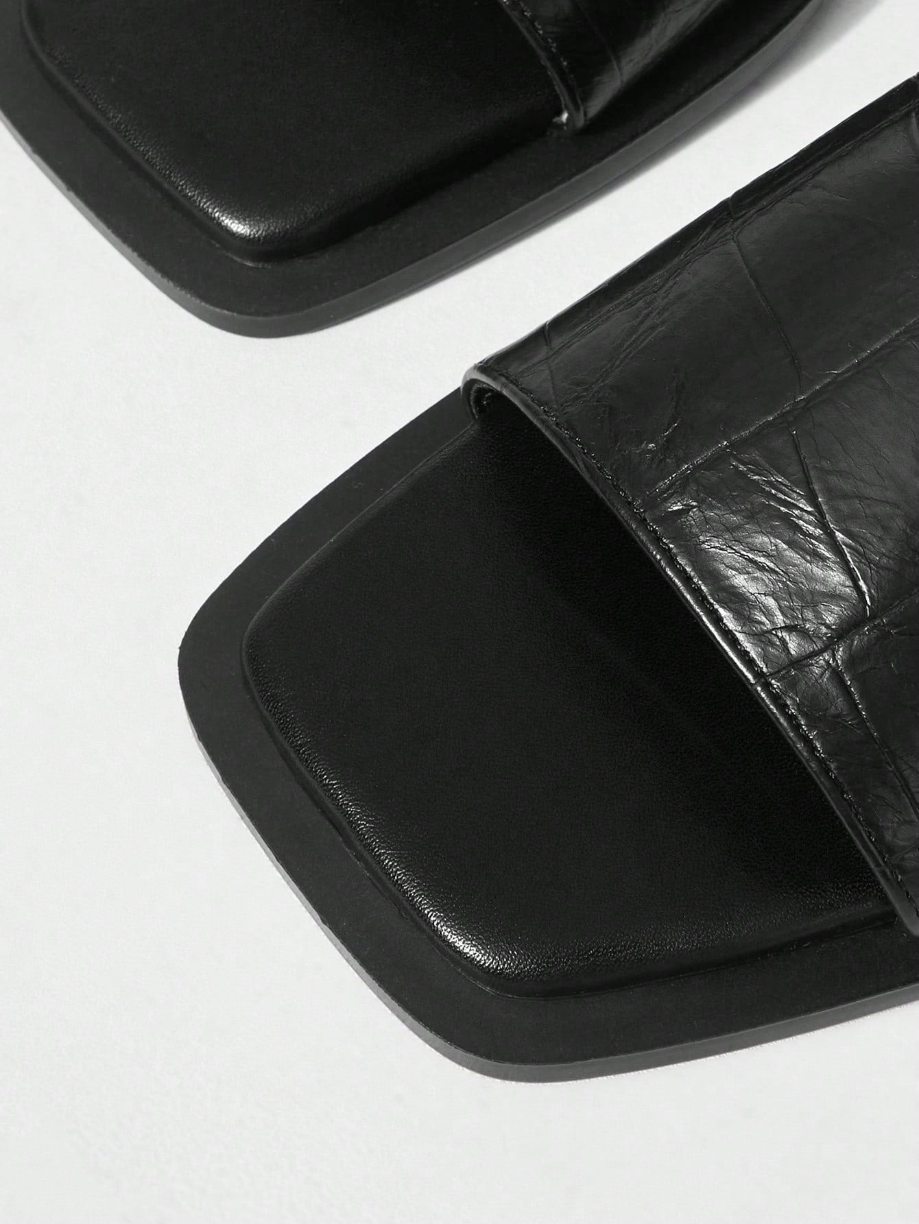 MOTF PREMIUM SUMMER VINTAGE BLACK STONE PATTERN SEXY SQUARE TOE FLAT VERSATILE WOMEN'S SANDALS
