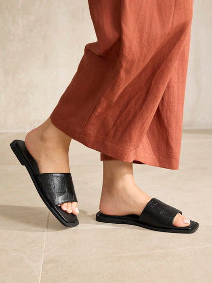 MOTF PREMIUM SUMMER VINTAGE BLACK STONE PATTERN SEXY SQUARE TOE FLAT VERSATILE WOMEN'S SANDALS