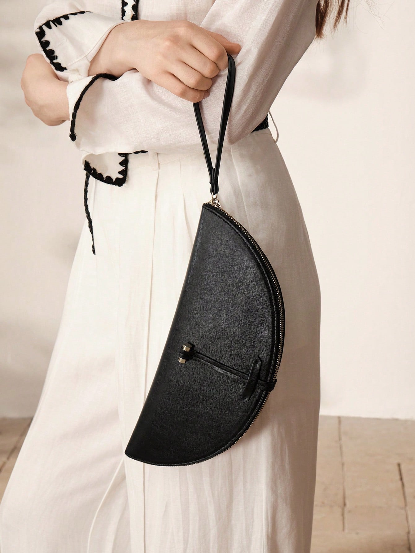 MOTF WOMEN'S FASHION HALF-MOON CLUTCH, CLASSIC BLACK, MINIMALIST HANDBAG FOR DAILY, COMMUTING, BANQUETS, DRESS MATCHING