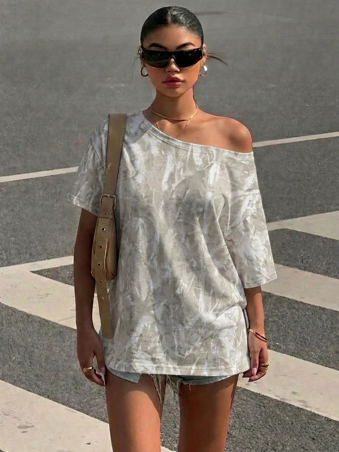 Muchica Street Style Branch Camouflage Pattern Women's Casual Minimalist Print Off-Shoulder Loose Short Sleeve T-Shirt Plus Size