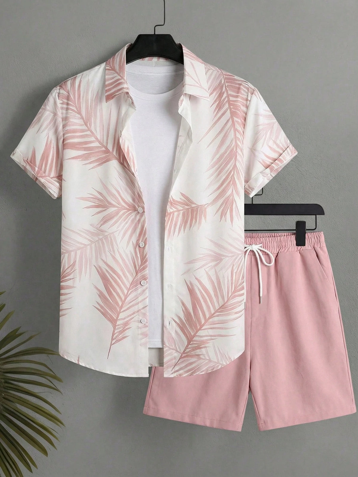 Naviga Onda Plus Size Men's Leaf Print Short Sleeve Top And Shorts Casual Holiday Beach Outfit Holiday/ Vacation/ Beach/ Hawaii/ Tropical/ Swim/ Bathing