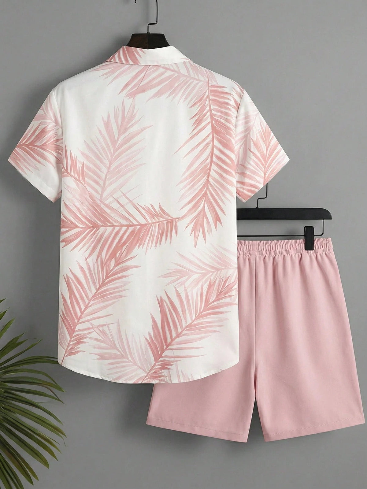Naviga Onda Plus Size Men's Leaf Print Short Sleeve Top And Shorts Casual Holiday Beach Outfit Holiday/ Vacation/ Beach/ Hawaii/ Tropical/ Swim/ Bathing