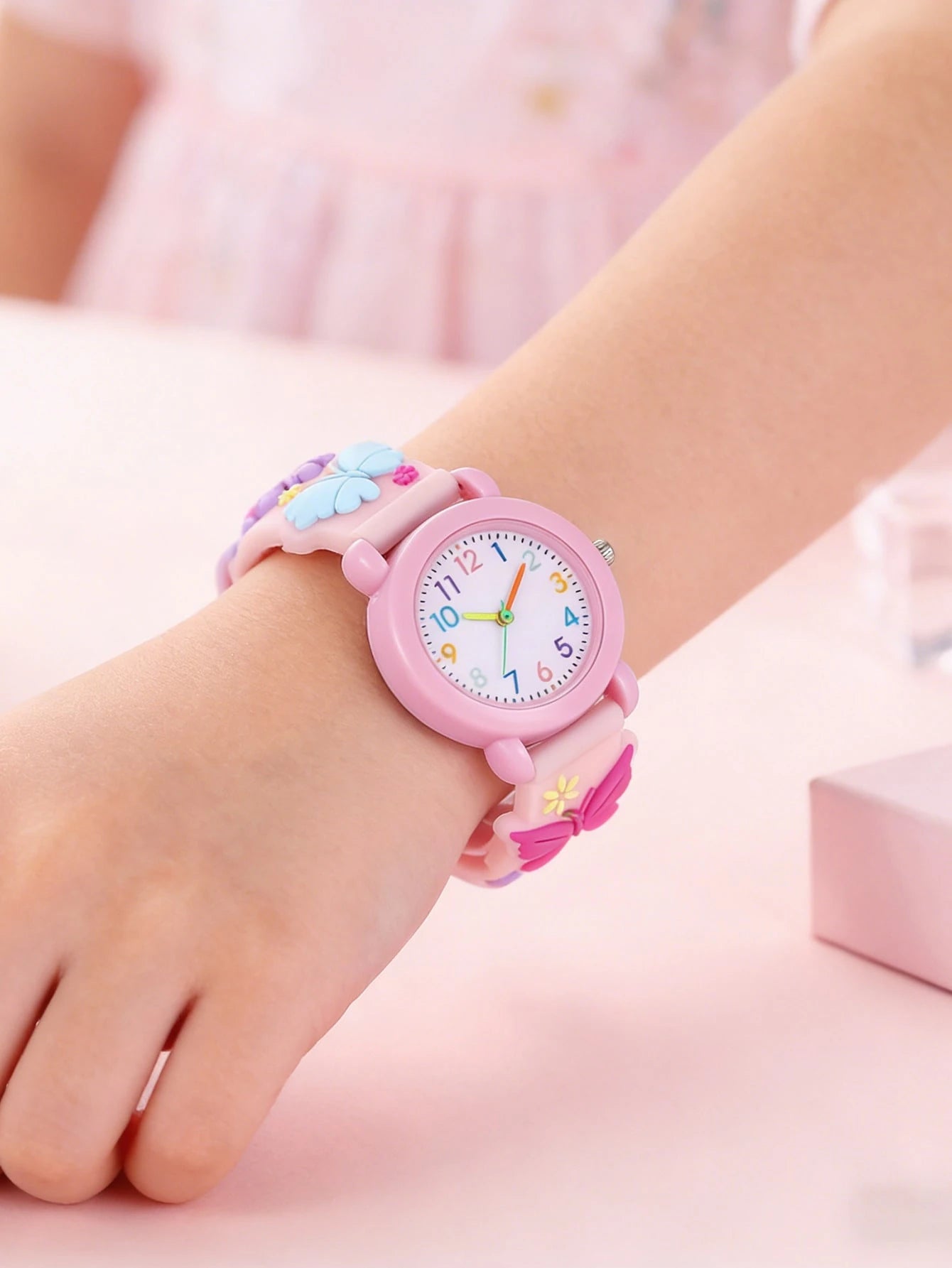 New Cartoon Butterfly Children's Watch, Quartz Electronic Watch With Colorful Numerals, Gift For Little Girls