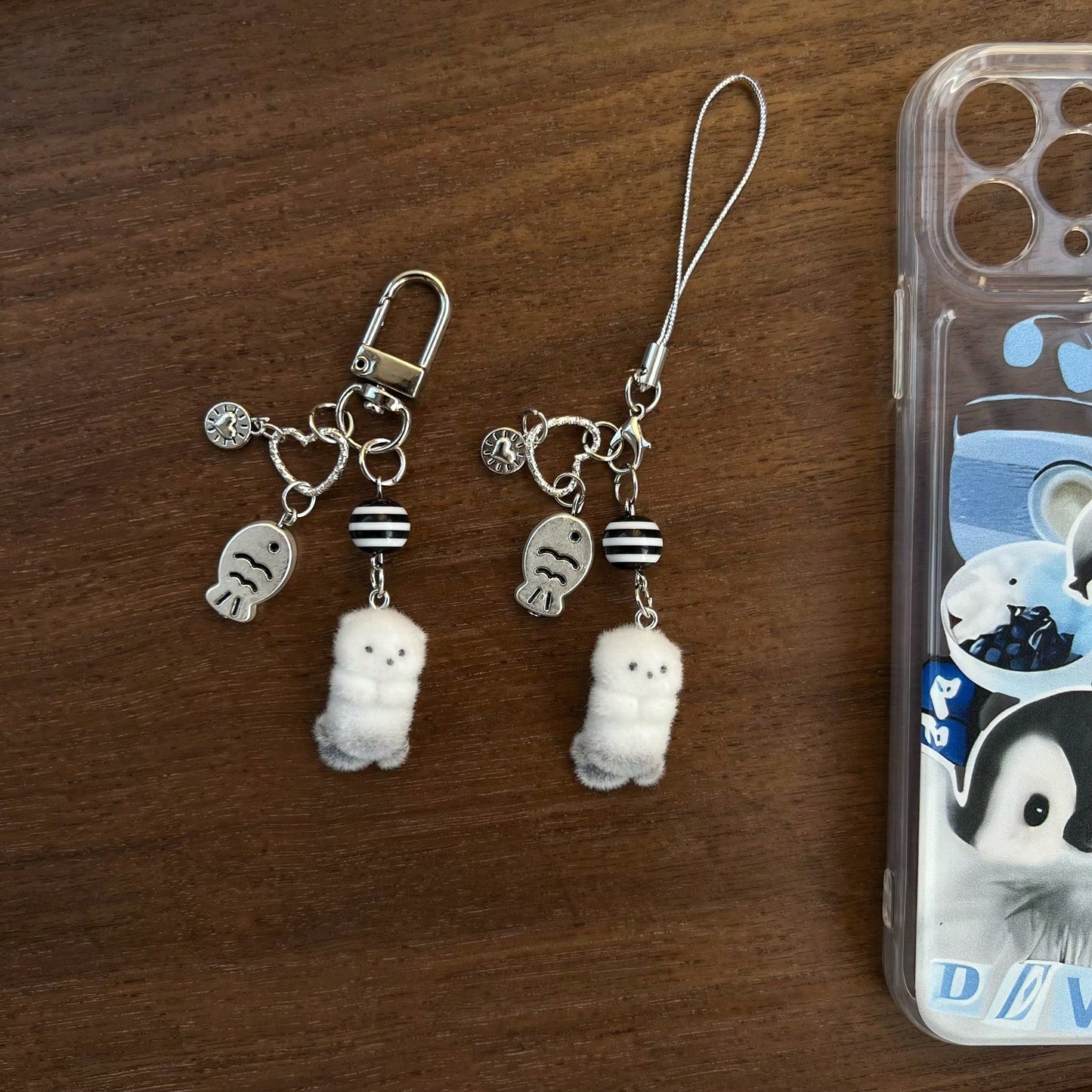 New Design Kawaii Beaded Sea Otter Flocked Phone Lanyard, Phone Charm, Phone Accessory, Bag Charm, Keychain Pendant