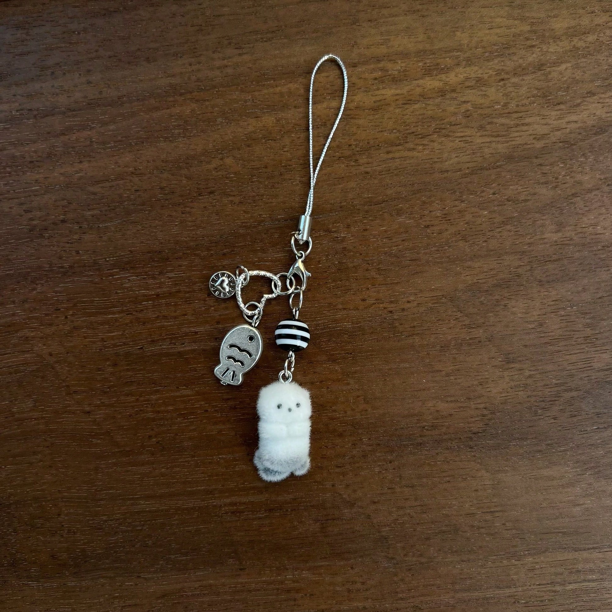 New Design Kawaii Beaded Sea Otter Flocked Phone Lanyard, Phone Charm, Phone Accessory, Bag Charm, Keychain Pendant