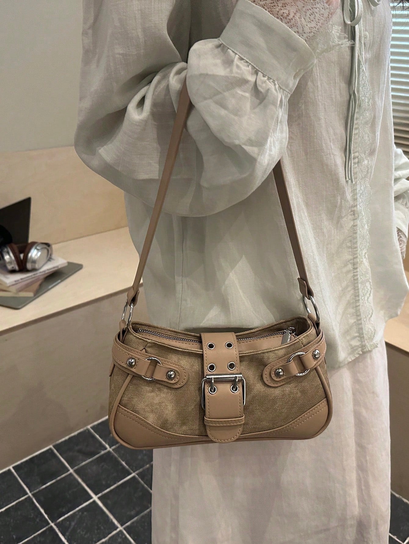 New Fashion Buckle Leopard Print Handheld Shoulder Bag, Suitable For Parties, Gatherings, Outings, Vacations, Shopping And Daily Use, Can Store Coins, Phones, Also As A Work Bag For White-Collar, Coll