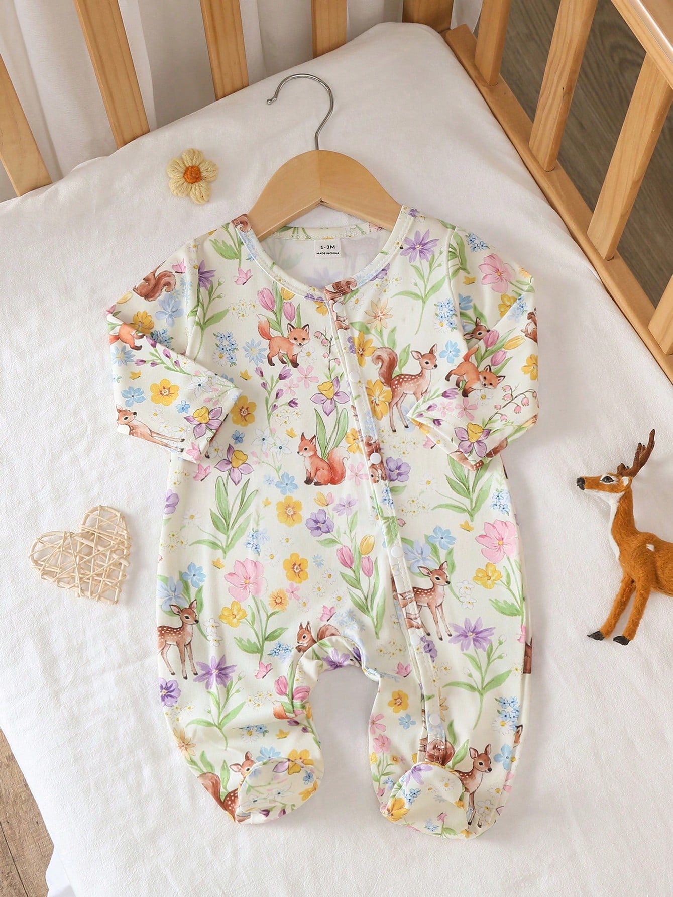 Newborn Baby Girl Off-White Autumn Cute Kawaii Family Matching Giraffe Squirrel Print Knit Soft Round Neck Long Sleeve Footie Jumpsuit Gift Night