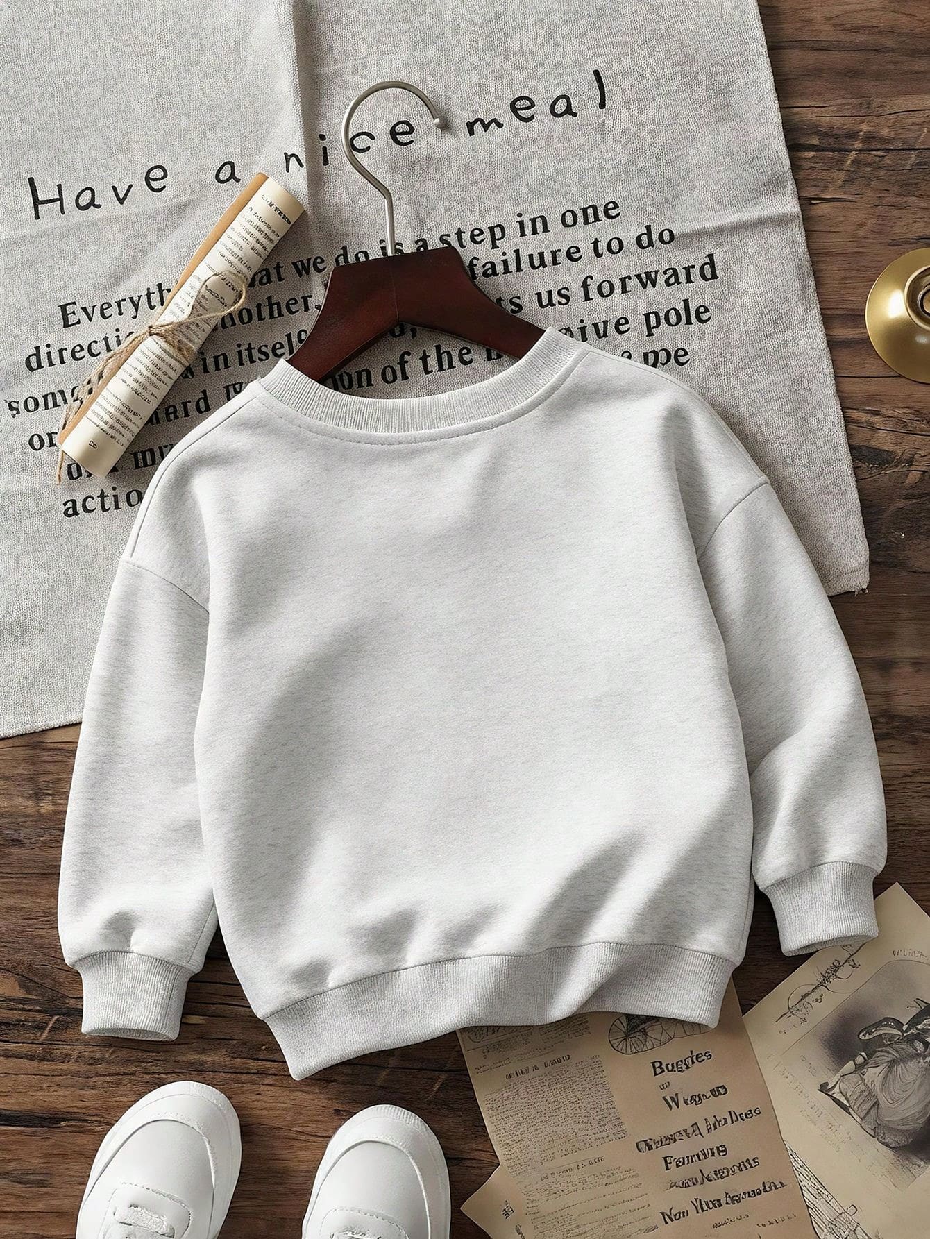 Newborn Creative Cartoon Print Crew Neck Sweatshirt, Featuring Cartoon Dinosaur Pattern. Suitable For Autumn And Winter Wear.
