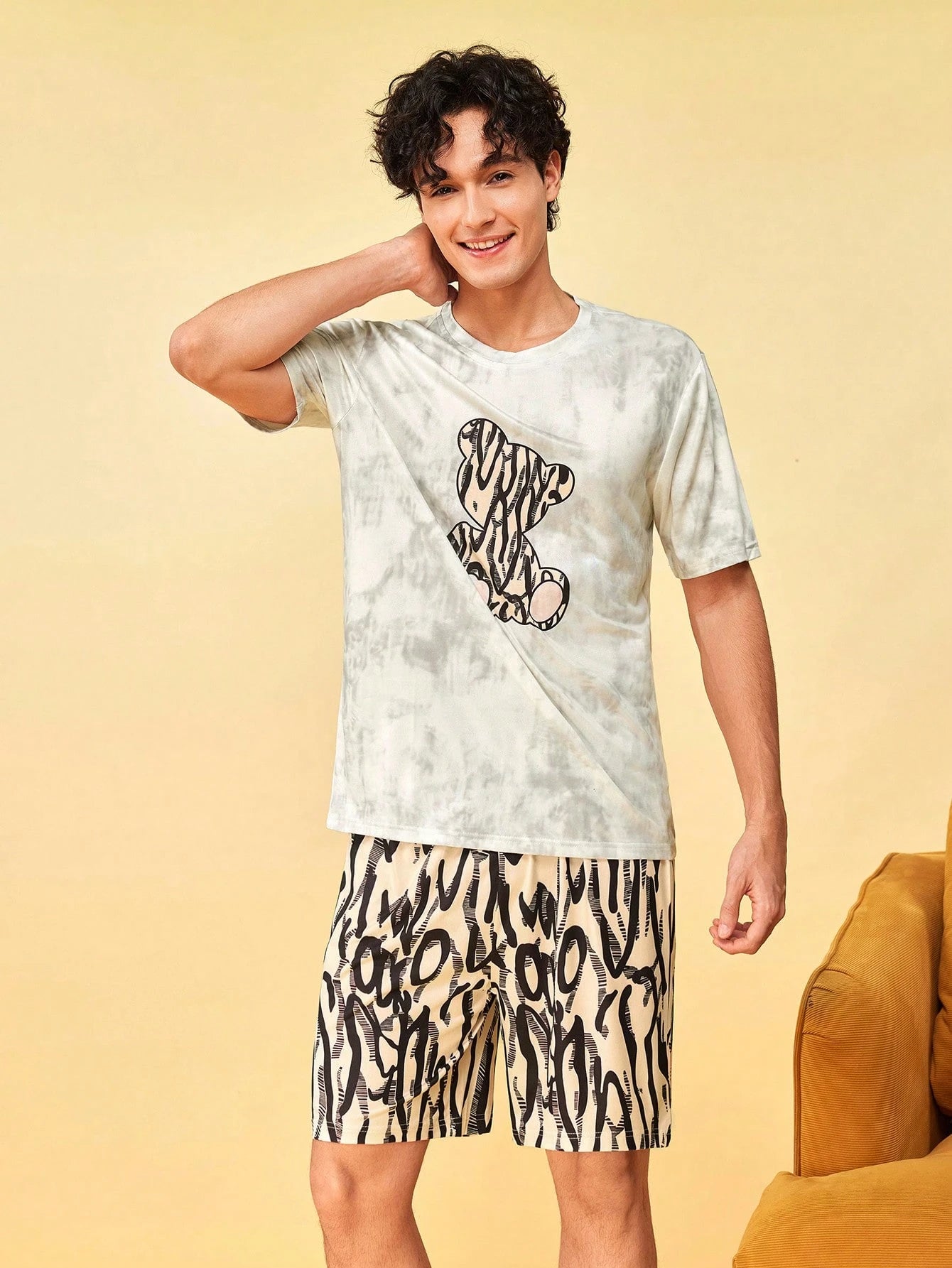 Notgurli Men's Summer Printed Round Neck Fashion Casual Sports Home Wear Set, Short Sleeve T-Shirt And Shorts 2-Piece Set