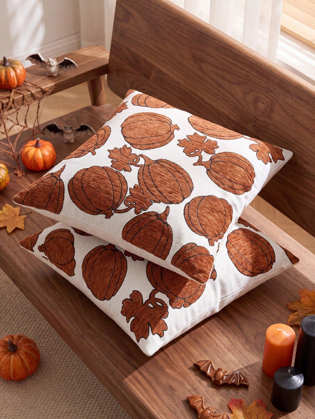 One/Two Pieces (No Stuffing) Pumpkin Pattern Pillow Cover, Stylish Vintage Jacquard Halloween Pattern Chenier Cushion Cover, Suitable For Home, Sofa, Bed, Bedroom, Cafe, Halloween Decoration Pillowcas