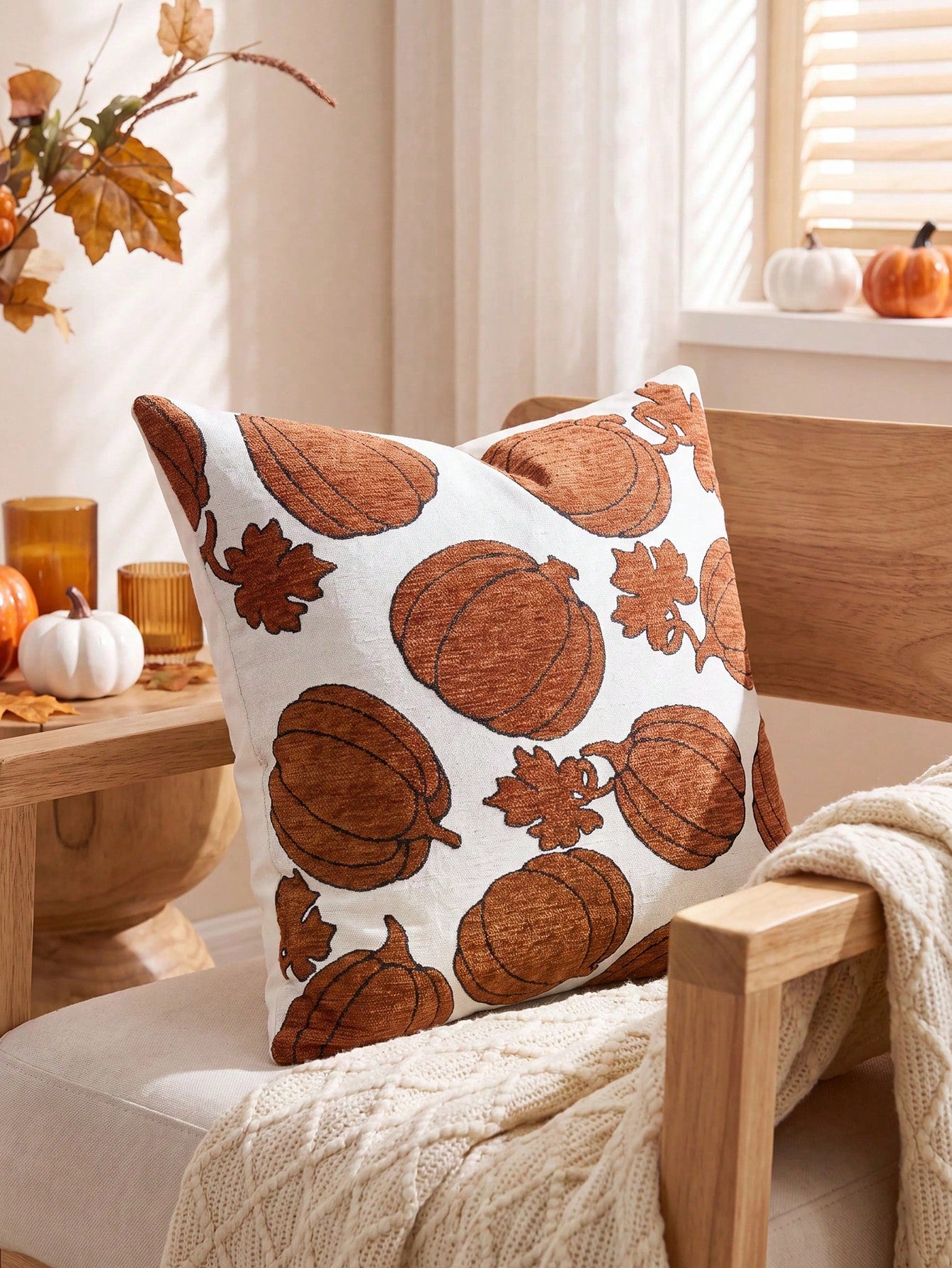 One/Two Pieces (No Stuffing) Pumpkin Pattern Pillow Cover, Stylish Vintage Jacquard Halloween Pattern Chenier Cushion Cover, Suitable For Home, Sofa, Bed, Bedroom, Cafe, Halloween Decoration Pillowcas