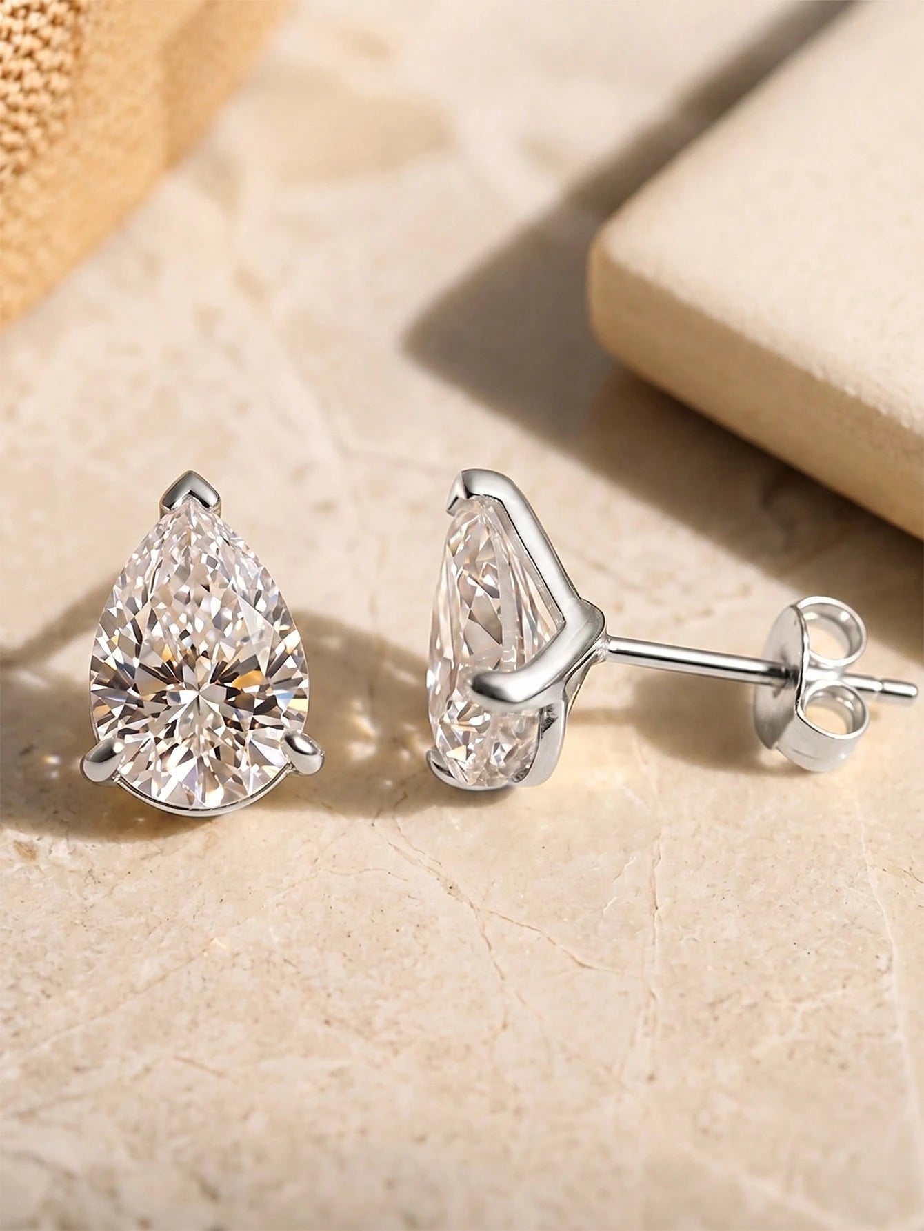 ORSA JEWELS 1 Pair 925 Sterling Silver 14k Gold Water Drop Cut Moissanite Stud Earrings Cute Jewelry For Women, Men Wedding Party Banquet Gift, Birthday Present