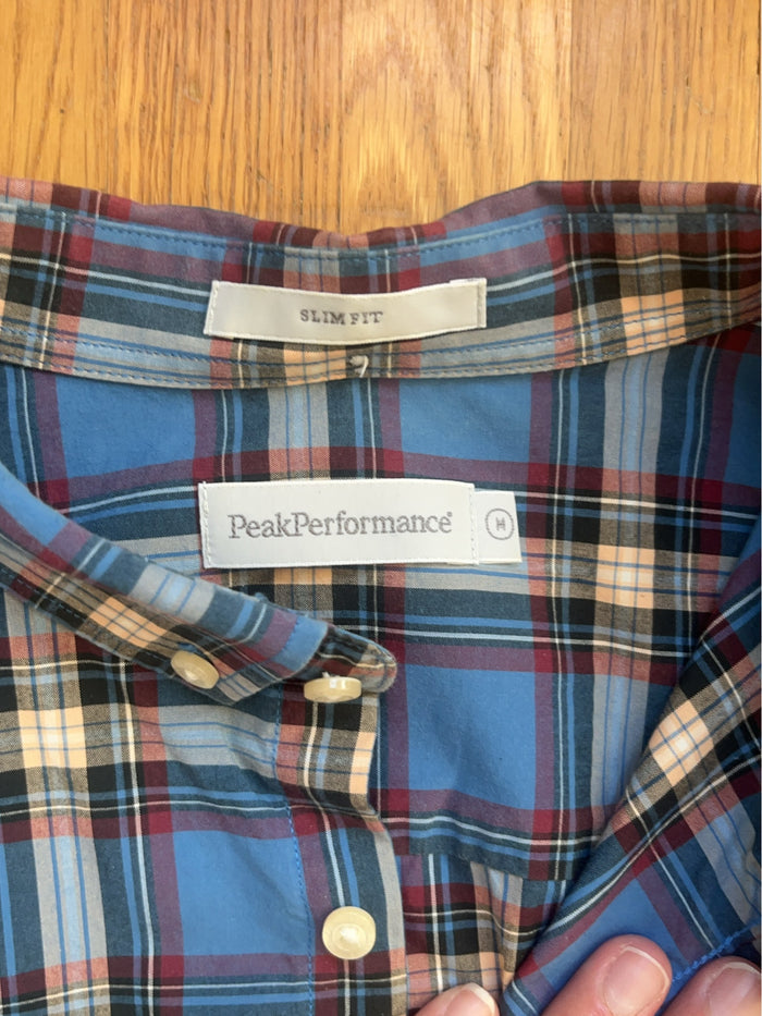 Peak Performance-skjorta