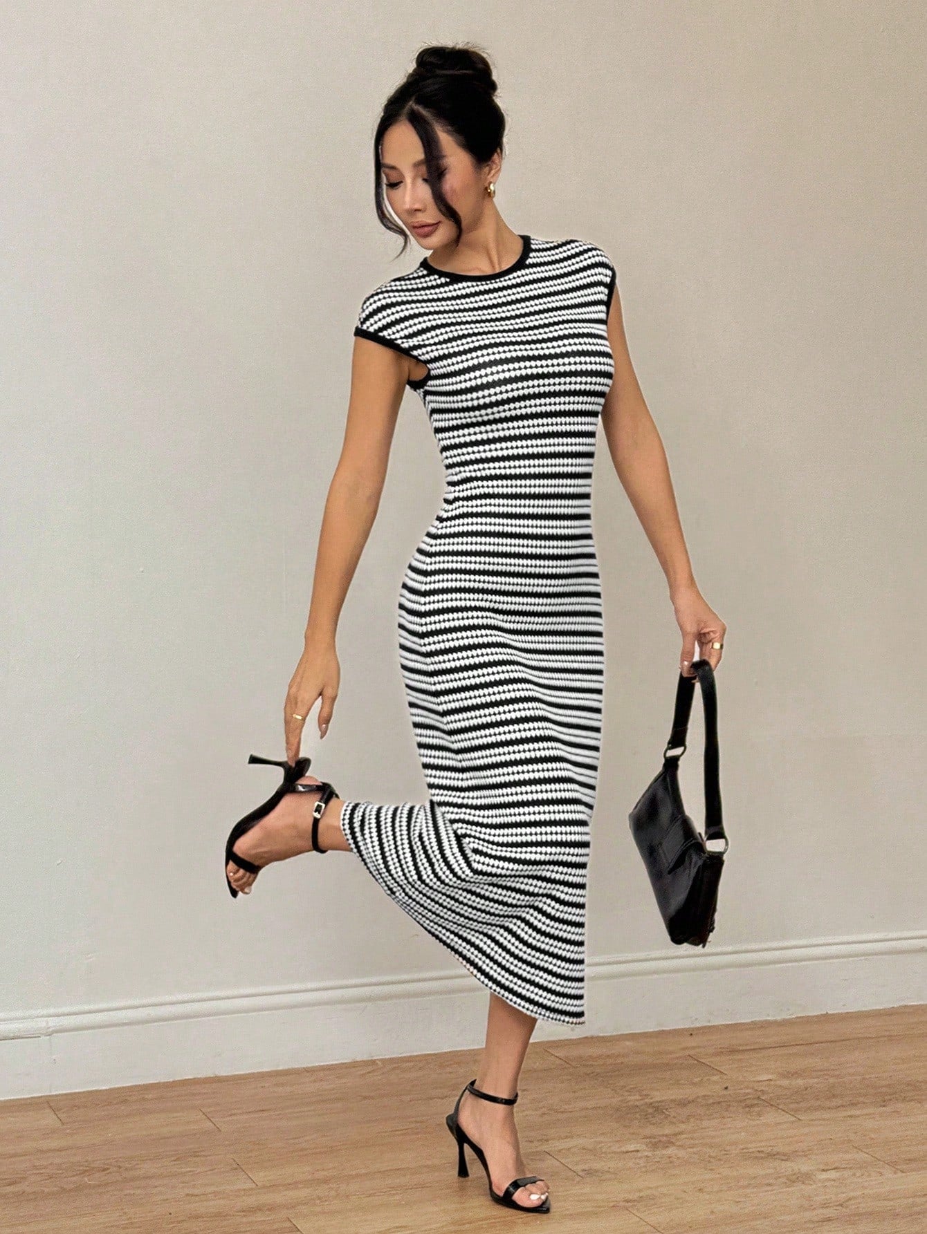 PETITE Petite Women's Sleeveless Dress,Black And White Striped Checkered,Summer,Elegant,Brunch Vacation Travel,Striped Collar,Wedding Guest,Old Money Style