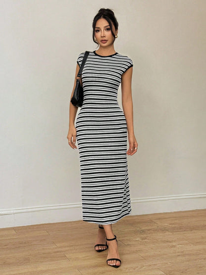 PETITE Petite Women's Sleeveless Dress,Black And White Striped Checkered,Summer,Elegant,Brunch Vacation Travel,Striped Collar,Wedding Guest,Old Money Style