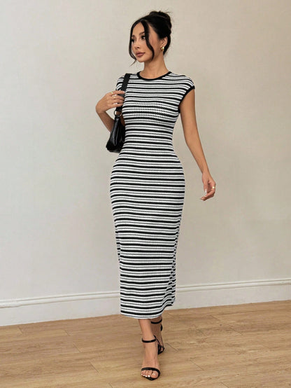 PETITE Petite Women's Sleeveless Dress,Black And White Striped Checkered,Summer,Elegant,Brunch Vacation Travel,Striped Collar,Wedding Guest,Old Money Style