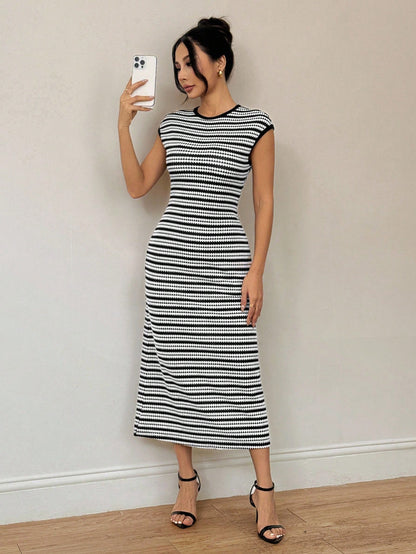 PETITE Petite Women's Sleeveless Dress,Black And White Striped Checkered,Summer,Elegant,Brunch Vacation Travel,Striped Collar,Wedding Guest,Old Money Style