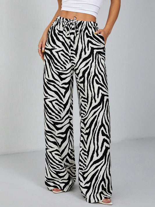 PETITE Women's Fashionable Casual Animal Print Zebra Print Wide Leg Pants,Petite Women Vacation Outing White And Black Autumn