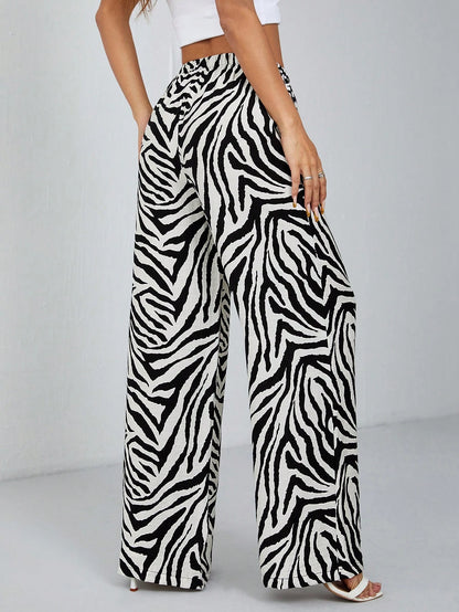 PETITE Women's Fashionable Casual Animal Print Zebra Print Wide Leg Pants,Petite Women Vacation Outing White And Black Autumn