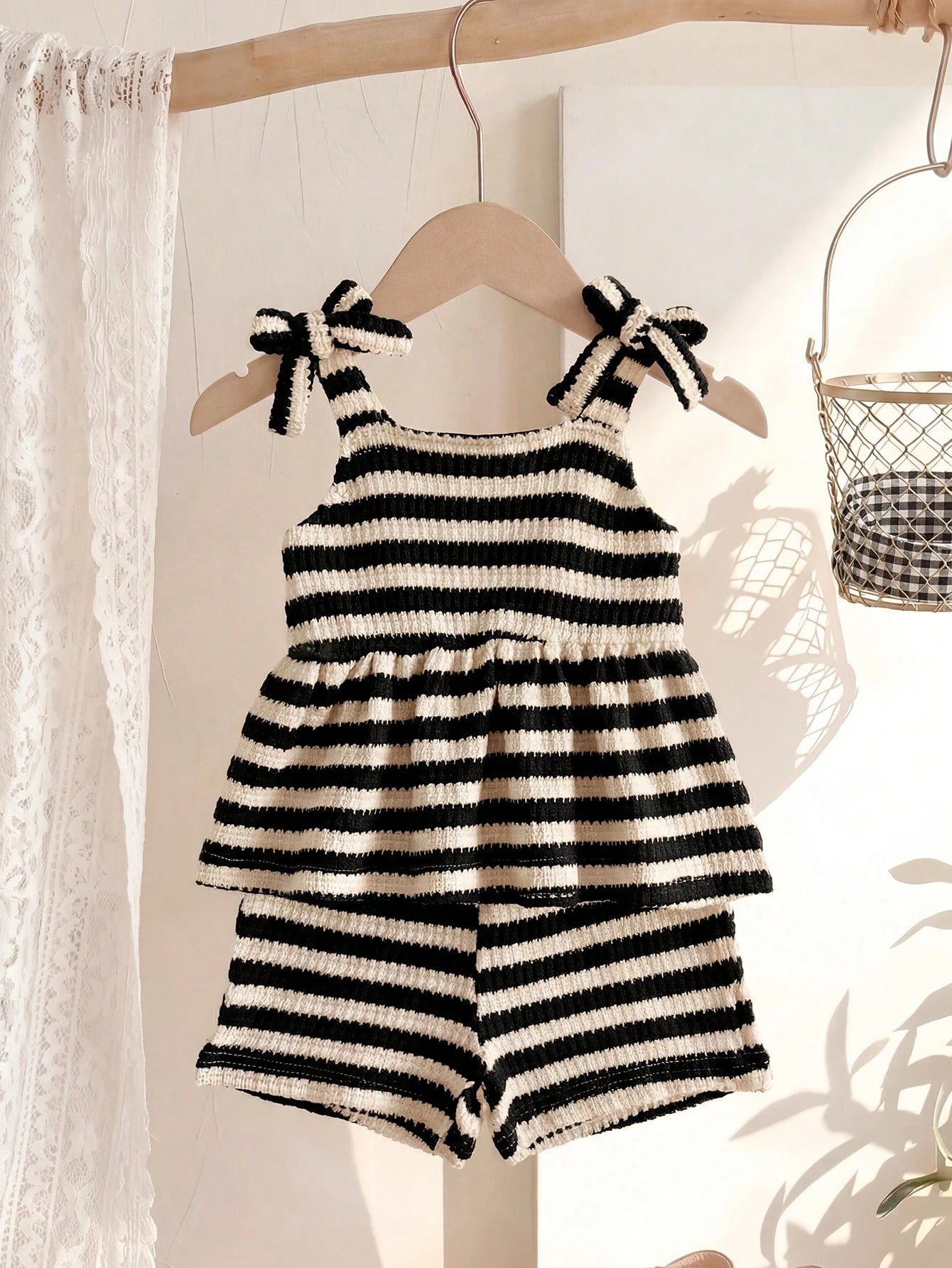 Playful Pals Babygirl Holiday Outfits Christmas Casual Outfits Red Halter Top And Shorts Summer Two Pieces Suit! Made Of Knitted Jacquard Fabric, The Unique Jacquard Design Increases The Artistic Sens