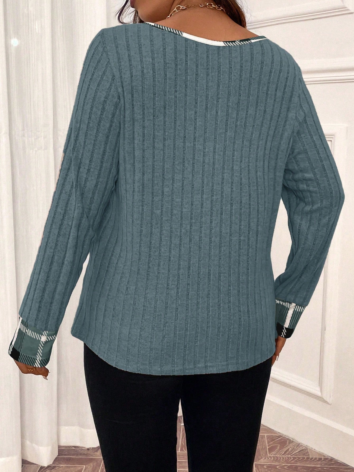 Plus Size Plaid Print V-Neck Ribbed Long Sleeve T-Shirt Graphic Tees Women Tops For Spring Fall For Women