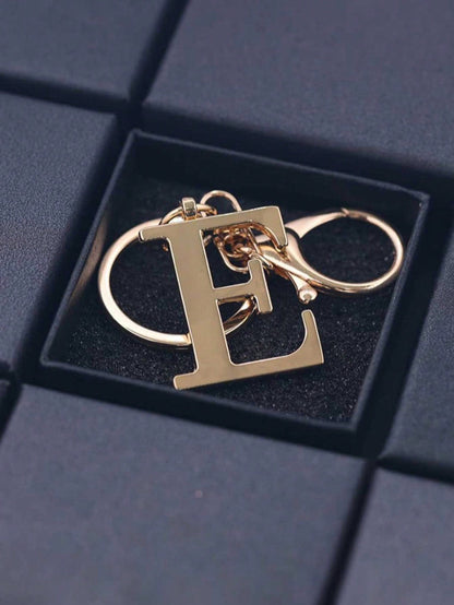 Premium Elegant Gold Pearl Letter Keychain, A-Z 3D Letter Pendant, Elegant Pearl Chain With Sparkling Rhinestones (Detachable Based On Personal Preference) Fashion Alloy Keychain Ring, Earphone Pendan