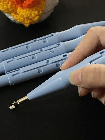 Punch Needle- Adjustable Embroidery Punch Needle- Blue Color 1pc Pack- Easy To Use, Durable Plastic Craft Tool, Can Easily Create Beautiful Patterns