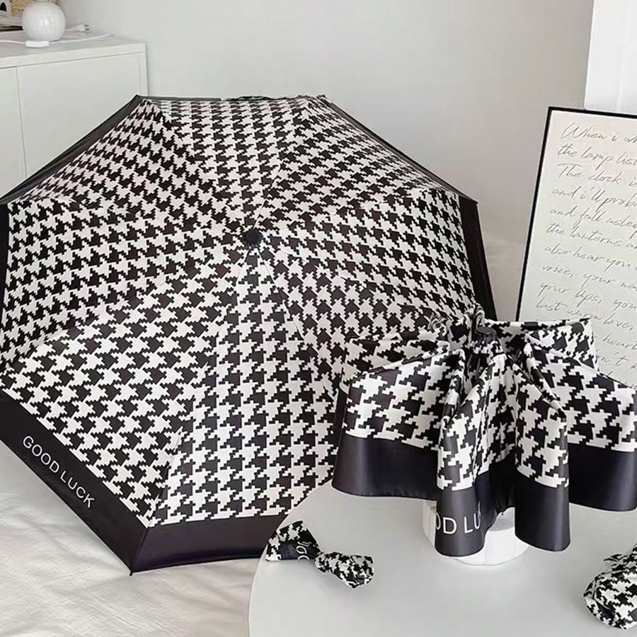 Retro Houndstooth Plaid Manual Folding Umbrella, French Style Sun & Rain Dual-Use Umbrella, Spring Summer Picks, Brides Maid Gifts, Room, Bedroom Decor, Bedroom Decor, Beach, Travel, For Men, For Wome