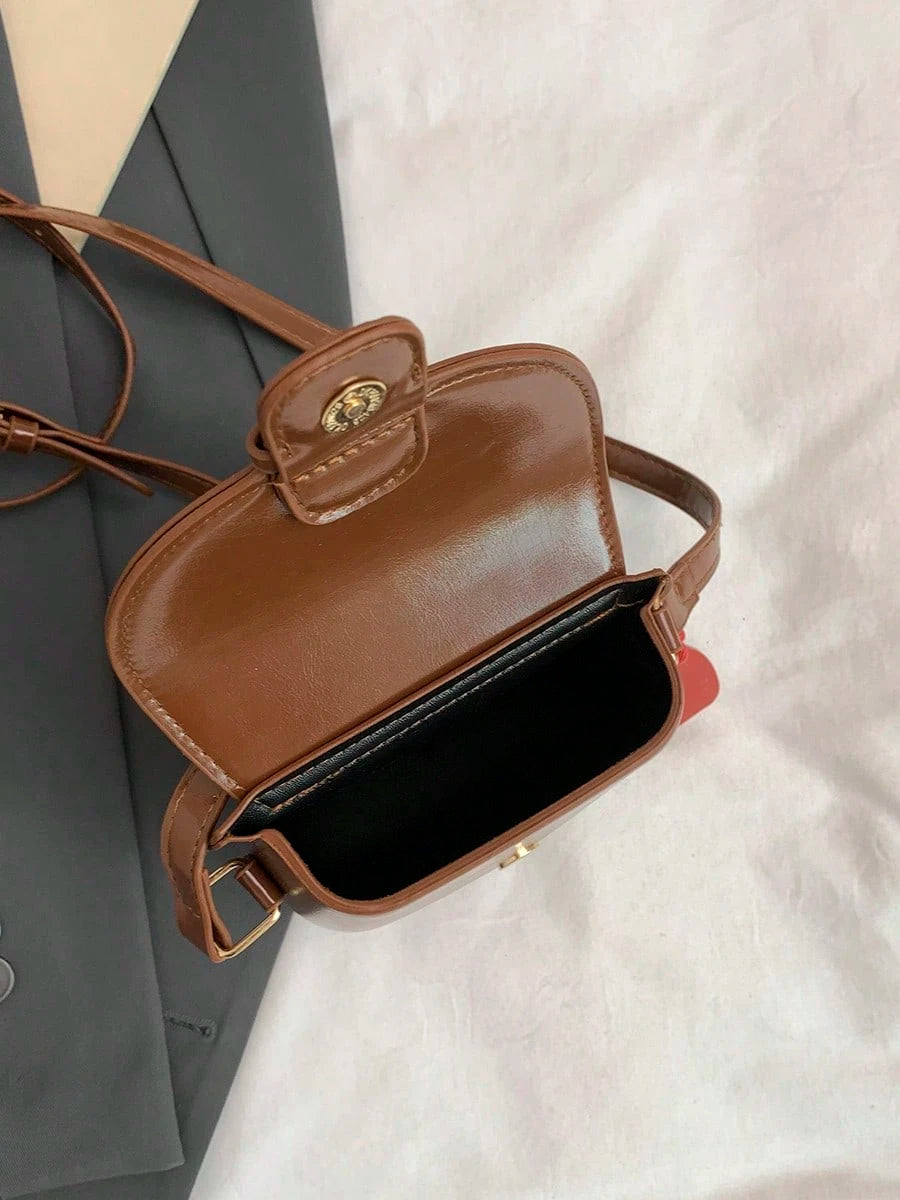 Retro Mini Crossbody Bag, Women's Chic Small Round Flap Shoulder Bag, Vintage