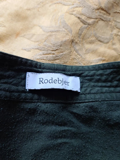 Rodebjer Cherry-sidenblus