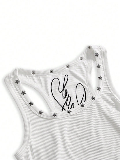 ROMWE Fairycore Women's Retro Music Festival Sexy All-Match Versatile English Logo Embroidered V-Neck Five-Pointed Star Rivet Decor Tank Top